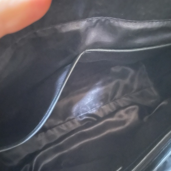 NWT  St John Knits Quilted Leather Handbag top Handel,cross body strap Authentic - Picture 7 of 16